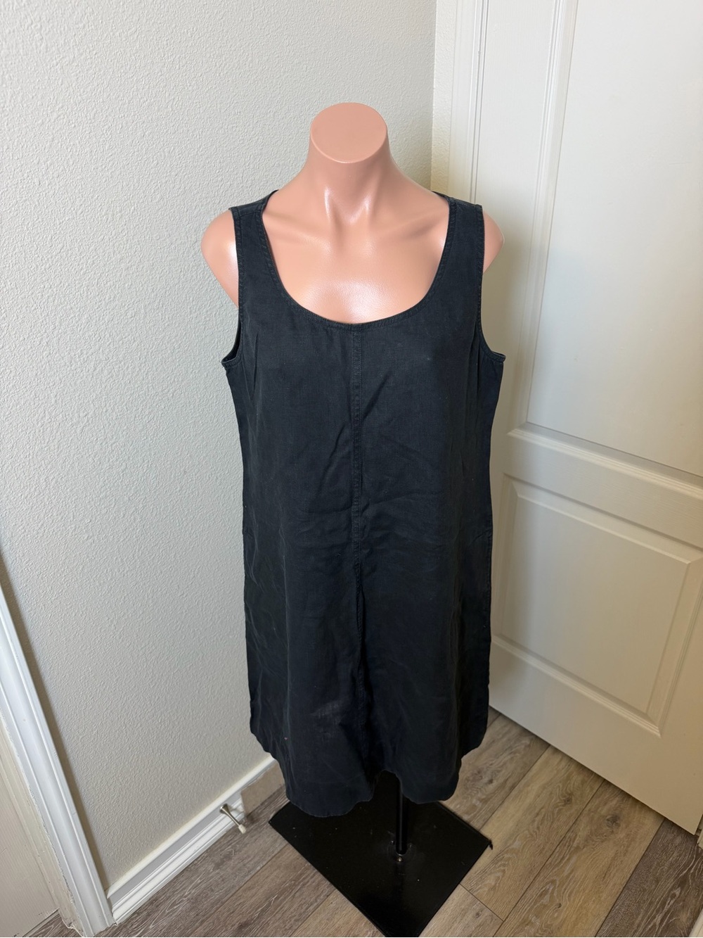 J. Jill Black Linen Sleeveless Scoop Neck Tunic Dress